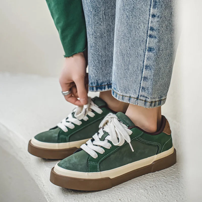 Ashburn - Vintage Elegant Suede Trainer for Men – Green