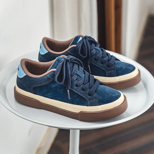 Ashburn - Vintage Elegant Suede Trainer for Men – Blue